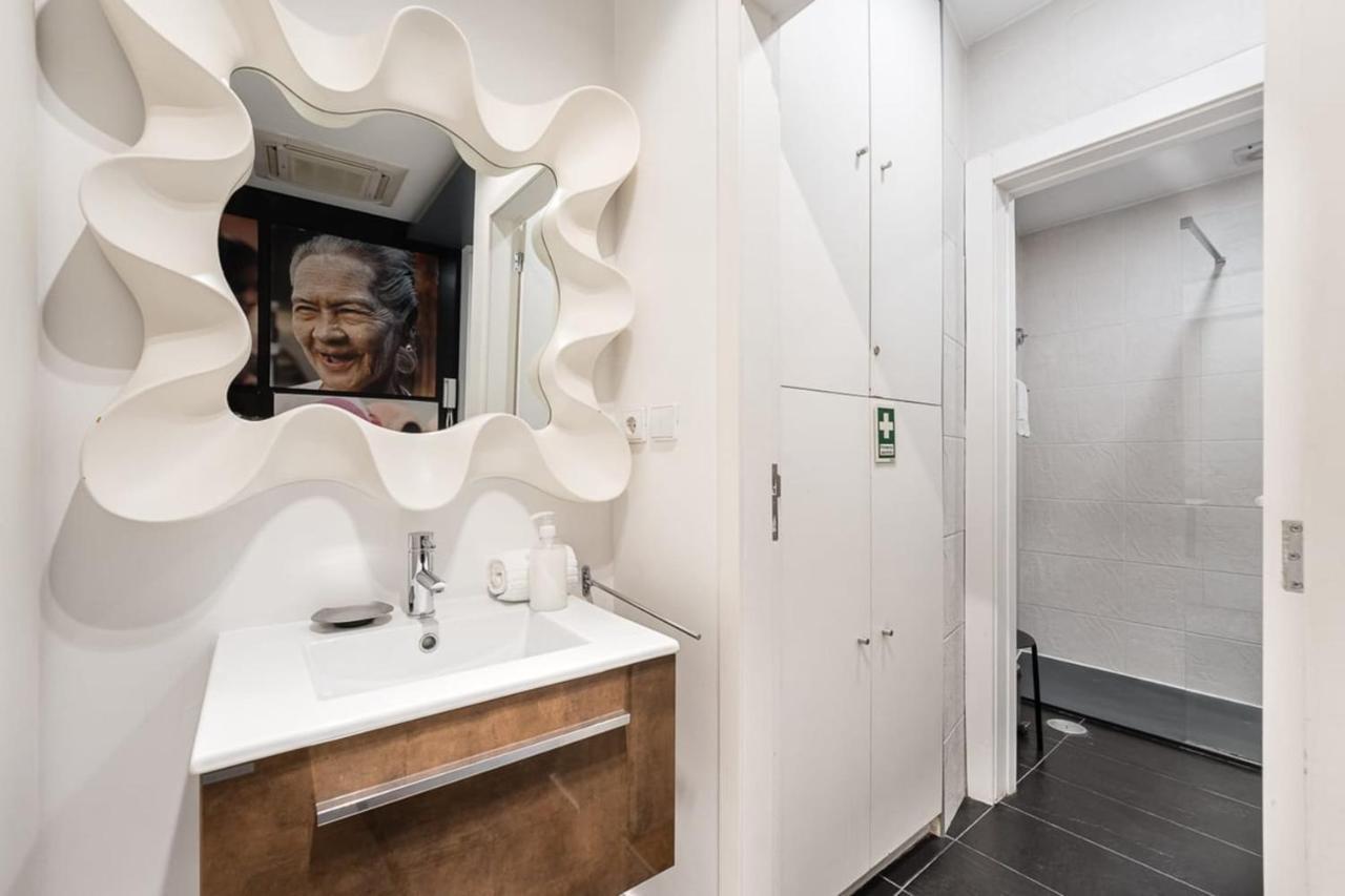 Guestready - A Polished Retreat Near St Catarina Apartamento OOporto Exterior foto